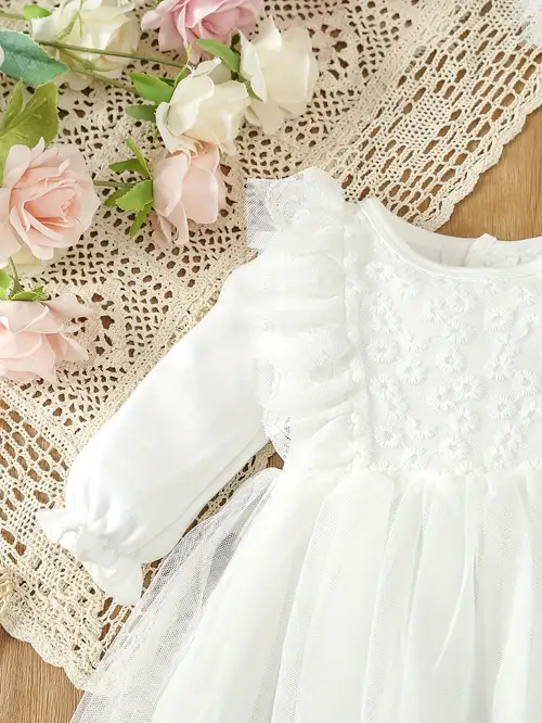 Halo dress with bonnet - Image 7